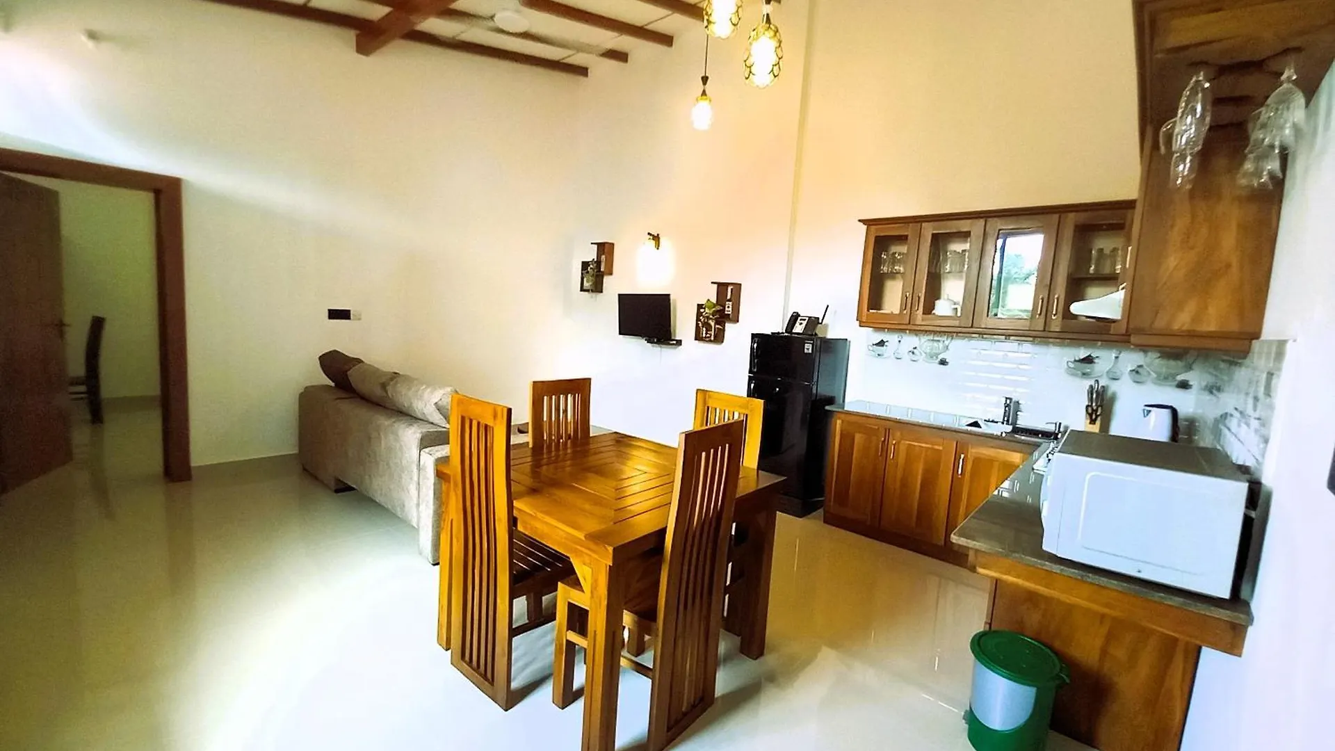 Bed & Breakfast Pcl Araliya Villa Negombo